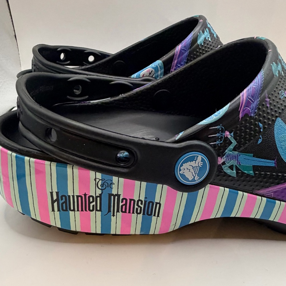 NWOT Crocs Disney Park Haunted Mansion Clogs Madame Leota Men-10 Women-12 - Picture 4 of 5